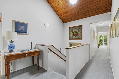 Photo of property in 6a Spencer Place, Merrilands, New Plymouth, 4312