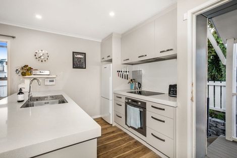 Photo of property in 342 Royal Road, Massey, Auckland, 0614