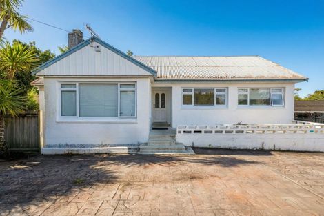 Photo of property in 9 Sunnyview Road, Greenhithe, Auckland, 0632