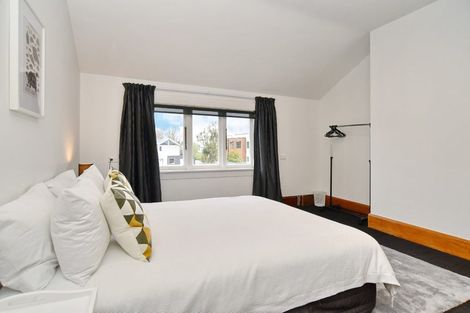 Photo of property in 4 Whitmore Street, Edgeware, Christchurch, 8013