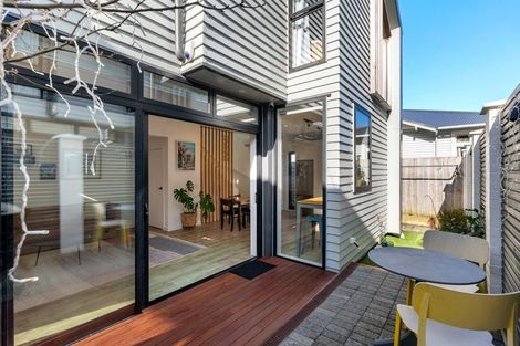 Photo of property in 82b Wallace Street, Mount Cook, Wellington, 6021