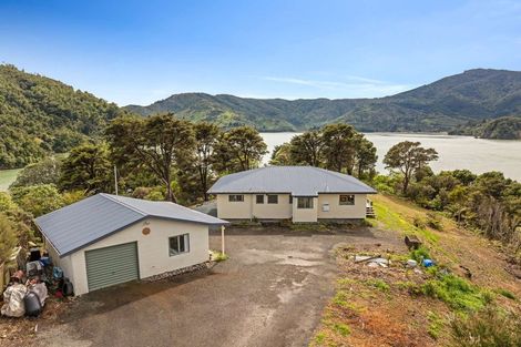 Photo of property in 3 Soucis Lane, Okiwi Bay, French Pass, 7193