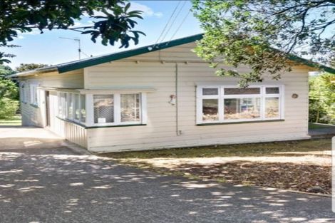 Photo of property in 34 Sutherland Road, Point Chevalier, Auckland, 1025