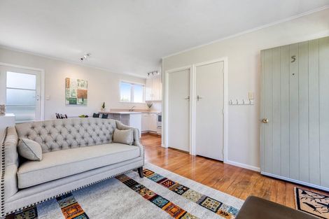 Photo of property in 5/43 Stanley Avenue, Milford, Auckland, 0620