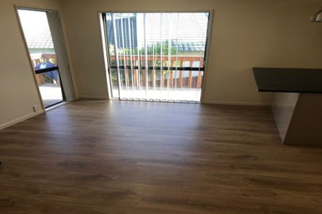 Photo of property in 8 Blethyn Place, Te Atatu South, Auckland, 0610