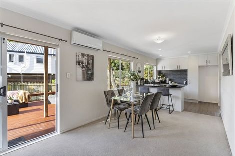 Photo of property in 53b Howe Street, Howick, Auckland, 2014