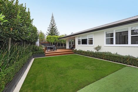 Photo of property in 33a Hammond Road, Taradale, Napier, 4112
