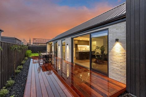 Photo of property in 19 Perehia Mews, Marshland, Christchurch, 8083