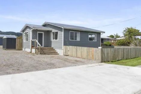 Photo of property in 8 Charles Road, Hannahs Bay, Rotorua, 3010