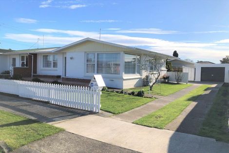 Photo of property in 1 Newbourne Crescent, Redwoodtown, Blenheim, 7201