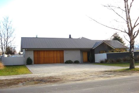 Photo of property in 14 Centennial Avenue, Arrowtown, 9302