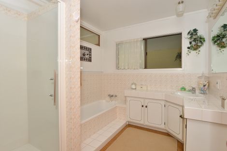 Photo of property in 52 Hilltop Avenue, Morningside, Whangarei, 0110