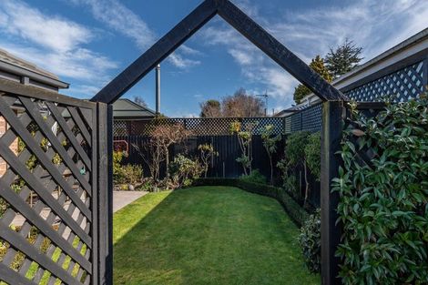 Photo of property in 102a Prestons Road, Redwood, Christchurch, 8051