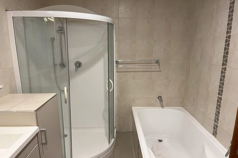 Photo of property in 144 Tiroroa Avenue, Te Atatu South, Auckland, 0610