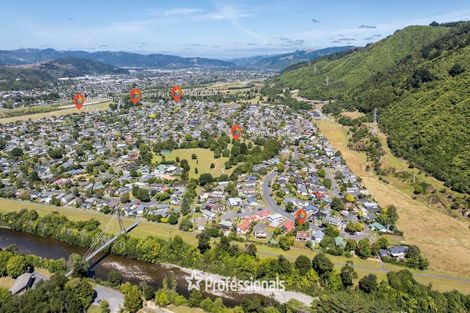 Photo of property in 58 Larchmont Grove, Totara Park, Upper Hutt, 5018
