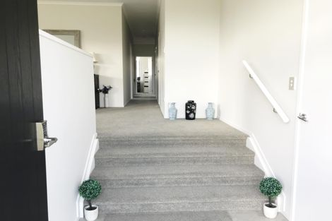 Photo of property in 18 Hillpark Drive, Pokeno, 2402