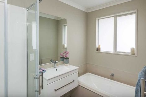 Photo of property in 34 Winfield Drive, Wigram, Christchurch, 8042