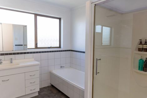 Photo of property in 57 Brydone Street, Edendale, 9825