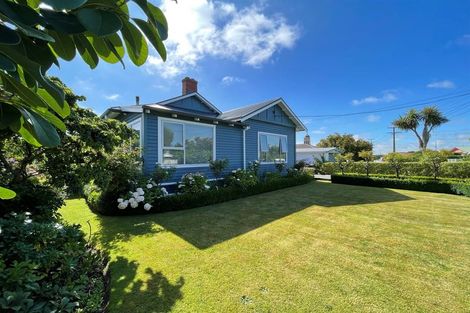 Photo of property in 12 Parsonage Road, Waimate, 7924
