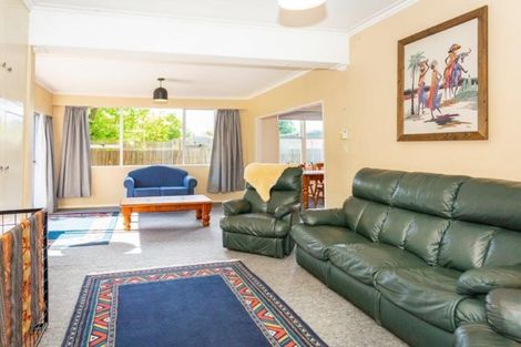 Photo of property in 16 Saint James Street, Southbridge, 7602