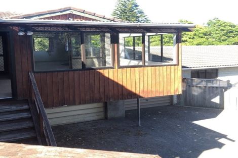 Photo of property in 12 Waimarie Avenue, Paraparaumu, 5032