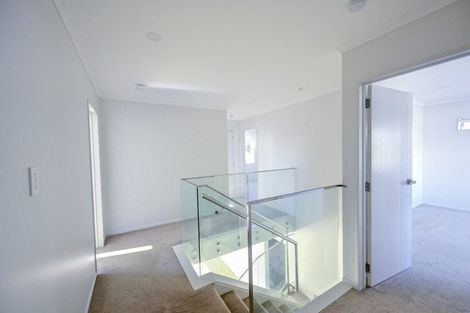 Photo of property in 69b Great South Road, Manurewa, Auckland, 2102