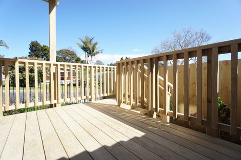 Photo of property in 1/22 Takapu Street, Henderson, Auckland, 0612