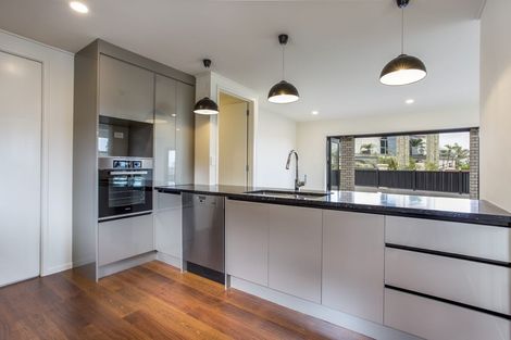 Photo of property in 9 Eynsham Court, Dannemora, Auckland, 2016