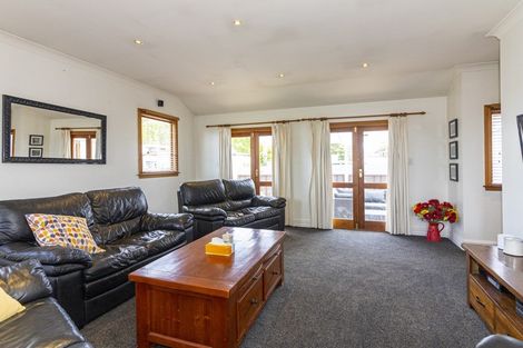 Photo of property in 16 Raymond Street, West End, Timaru, 7910