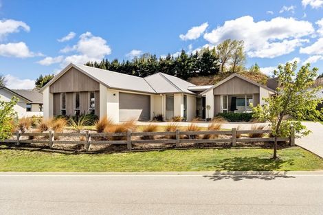 Photo of property in 3 Oxfordshire Avenue, Lower Shotover, Queenstown, 9304