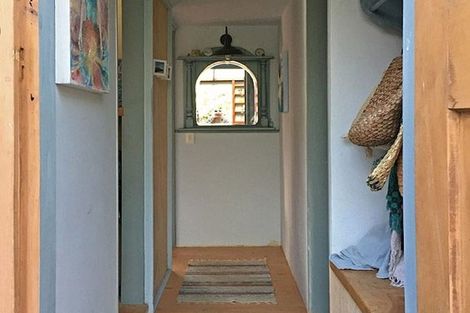 Photo of property in 76 Top Town Place, Coromandel, 3506