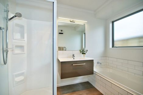 Photo of property in 10 Coventry Crescent, Lower Shotover, Queenstown, 9304