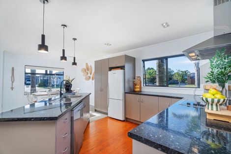 Photo of property in 4 Clipper Place, Whitianga, 3510