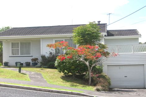 Photo of property in 61 Lyons Avenue, Murrays Bay, Auckland, 0630