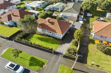 Photo of property in 94 Tripoli Road, Panmure, Auckland, 1072