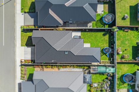 Photo of property in 3 Woodford Avenue, Woodend, 7610