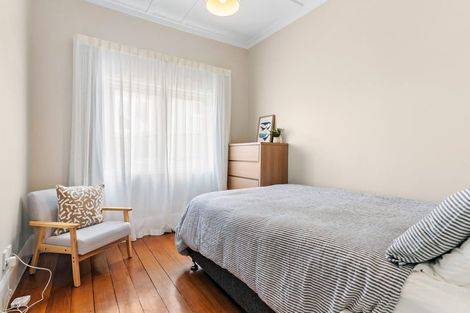 Photo of property in 12 Ngataringa Road, Devonport, Auckland, 0624