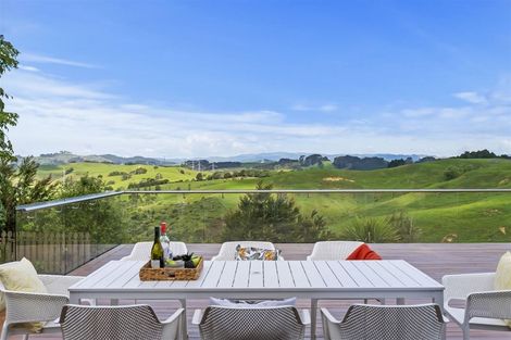 Photo of property in 719 Redoubt Road, Flat Bush, Auckland, 2019