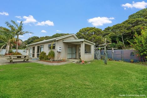 Photo of property in 27 Pakeha Street, Matata, Whakatane, 3194