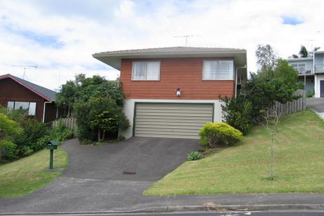 Photo of property in 12 Camilla Grove, Totara Vale, Auckland, 0629