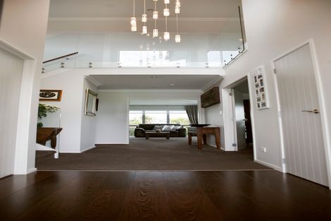 Photo of property in 12 Portofino Point, Karaka, Papakura, 2113