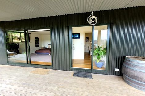 Photo of property in 8a Schoolhouse Bay Road, Kawau Island, 0920