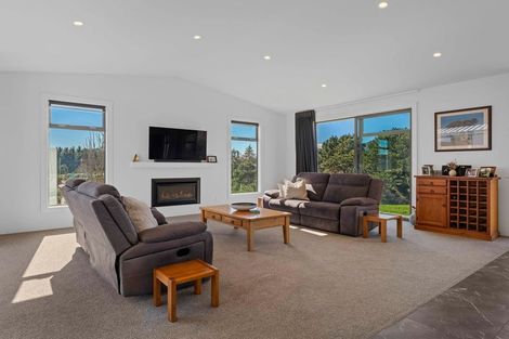 Photo of property in 47 Botanical Heights Drive, Waipahihi, Taupo, 3330