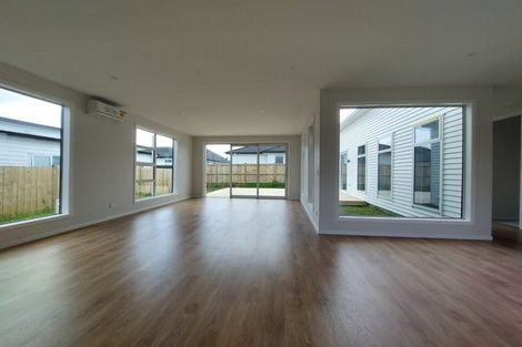 Photo of property in 10 Haupa Nui Road, Wainui, 0932