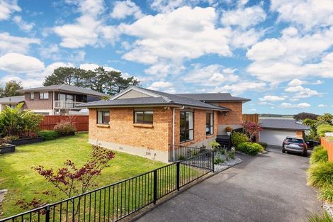 Photo of property in 57 St Annes Crescent, Wattle Downs, Auckland, 2103