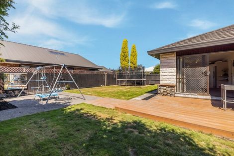 Photo of property in 34 Lowry Avenue, Redwood, Christchurch, 8051