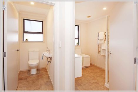 Photo of property in 25 Story Street, Foxton Beach, Foxton, 4815