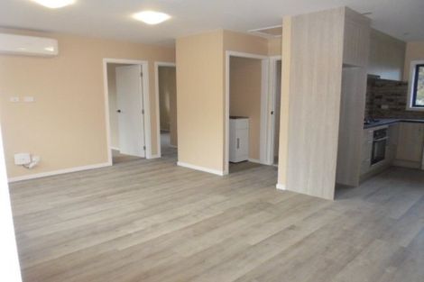 Photo of property in 300 Sturges Road, Henderson Valley, Auckland, 0612