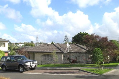 Photo of property in 31 Ginders Drive, Massey, Auckland, 0614