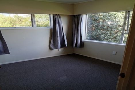 Photo of property in 28 Marcel Place, Glenfield, Auckland, 0629